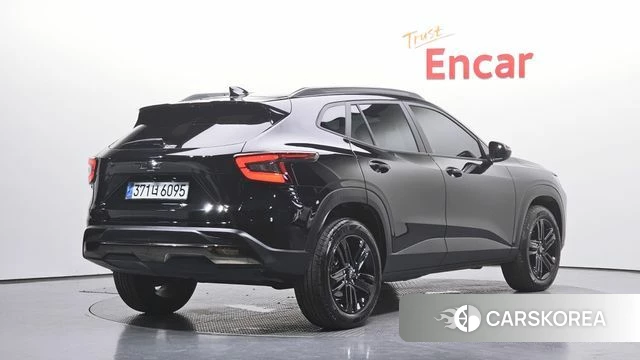 Chevrolet (GM Daewoo) Trax Crossover 2024 Черный из Кореи