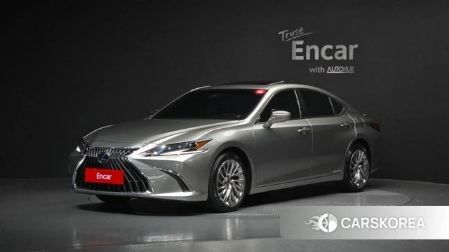 Lexus ES300h 7th generation 2022 Серебристо-серый из Кореи