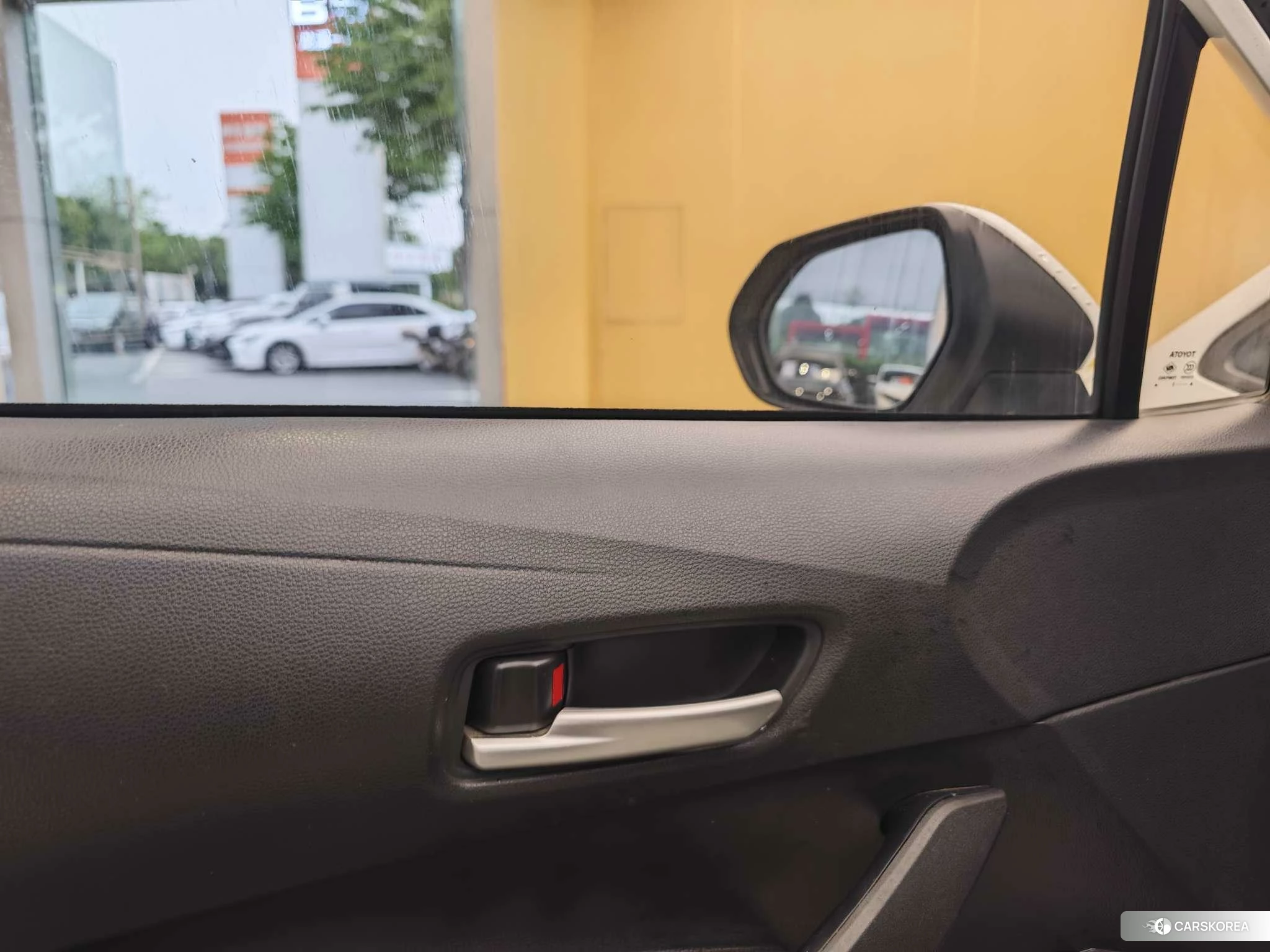 Toyota Lei Ling 2021 Белый из Китая