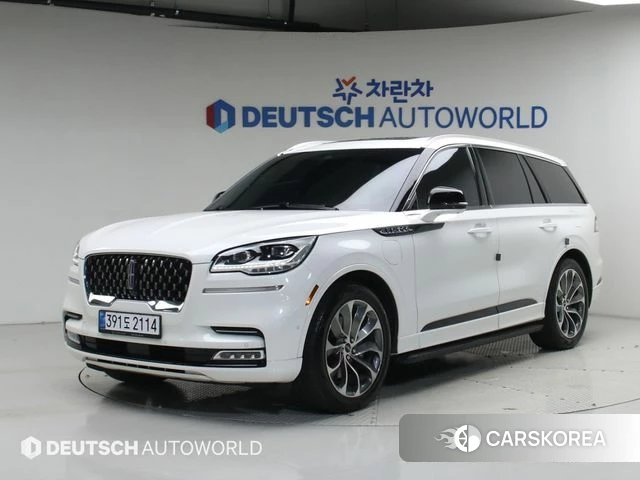 Lincoln Aviator 2nd generation 2020 Белый из Кореи