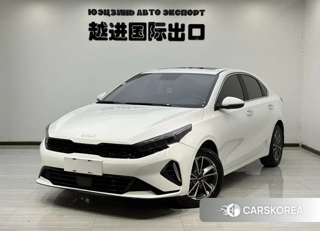 Kia K3 2022 Белый из Китая