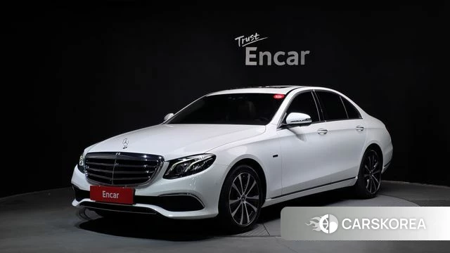 Mercedes-Benz E-Class W213 2020 Белый из Кореи