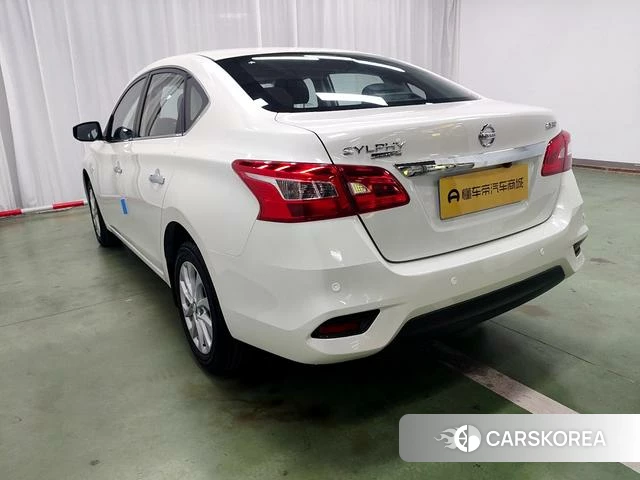 Nissan Xuan Yi 2025 Белый из Китая