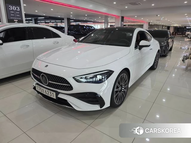 Mercedes-Benz CLE-Class C236 2025 Белый из Кореи