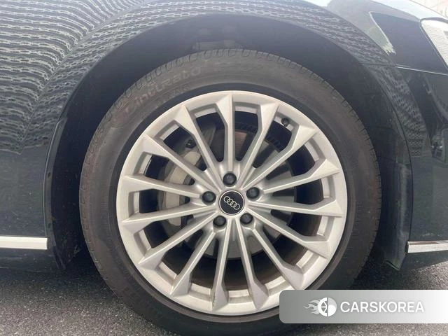 Audi A8 2021 Черный из Китая