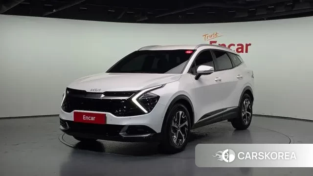Kia Sportage 5th Generation Hybrid 2023 Белый из Кореи