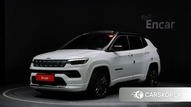 Jeep Compass 2nd Generation 2022 Белый из Кореи