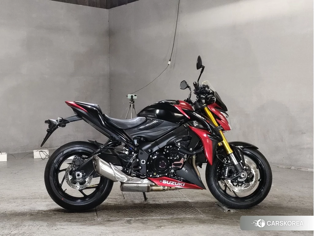 Проданный Suzuki GSX-S1000 2017 из Японии