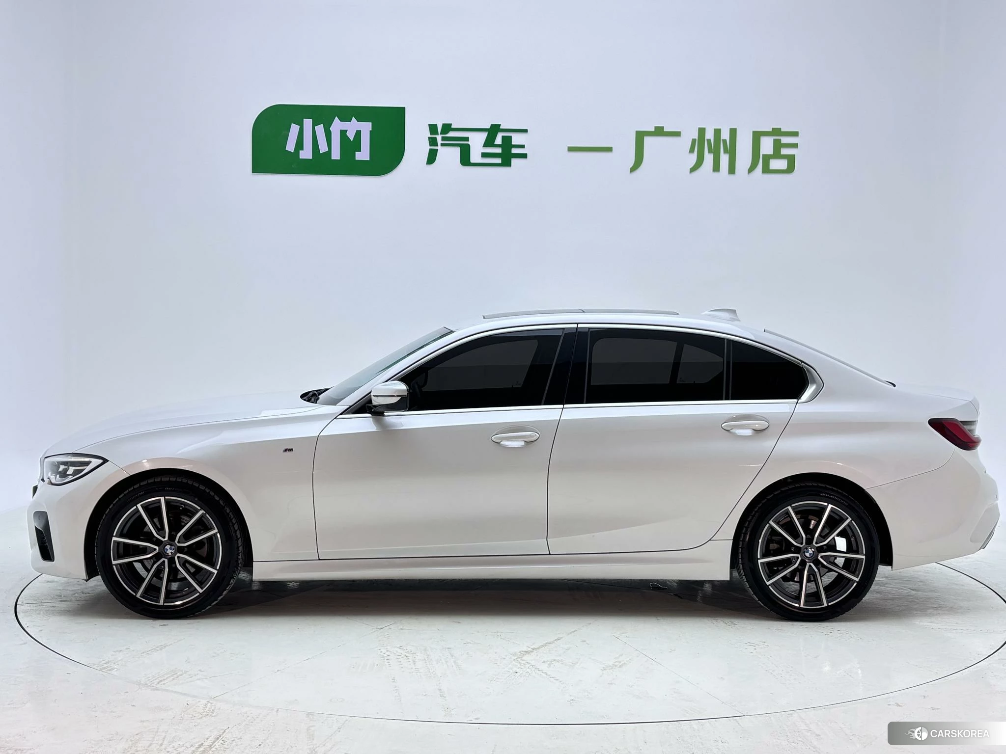 BMW 3 series 2021 Белый из Китая