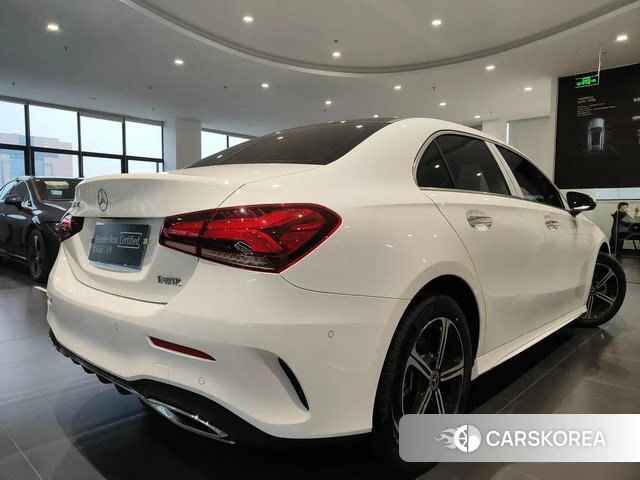 Mercedes-Benz Class A 2023 Белый из Китая
