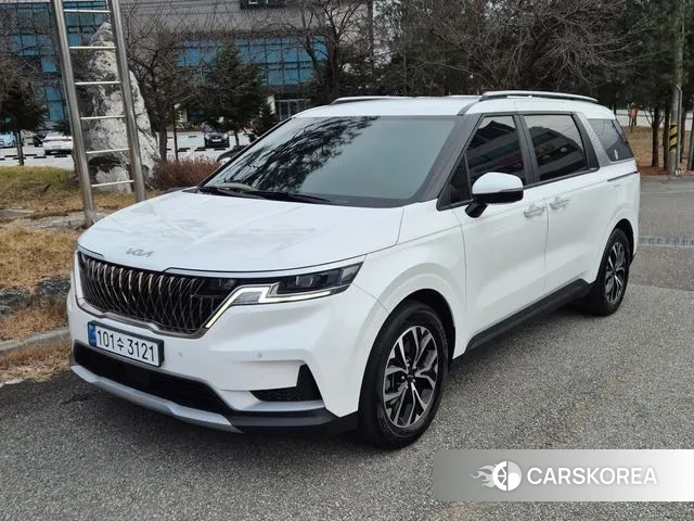 Kia Carnival 4th generation 2022 Белый из Кореи