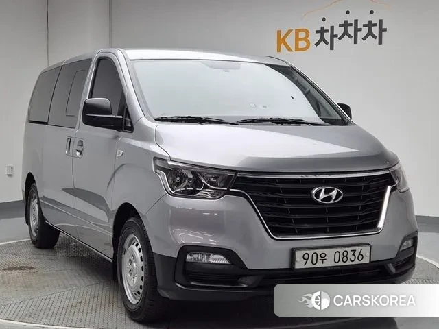 Hyundai The New Grand Starex 2018 Серебряный из Кореи