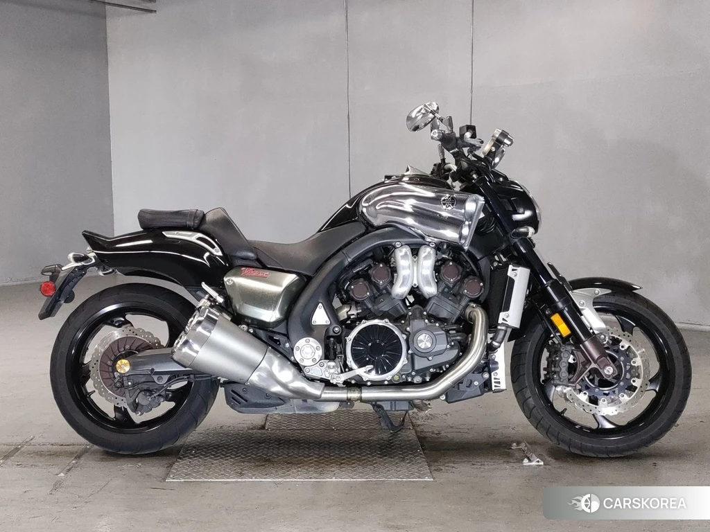 Проданный Yamaha V-MAX 2010 из Японии