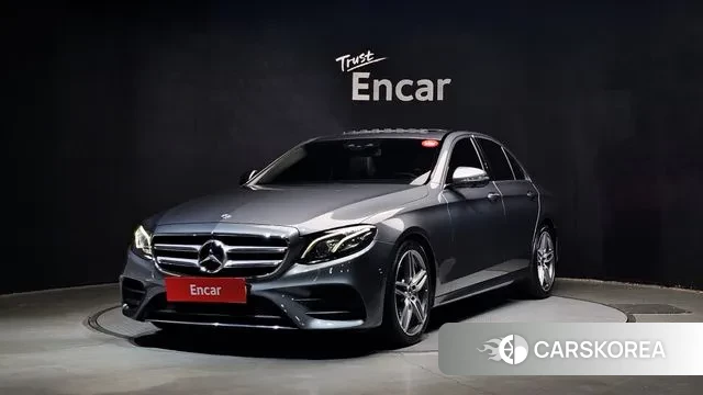 Mercedes-Benz E-Class W213 2019 Серый из Кореи