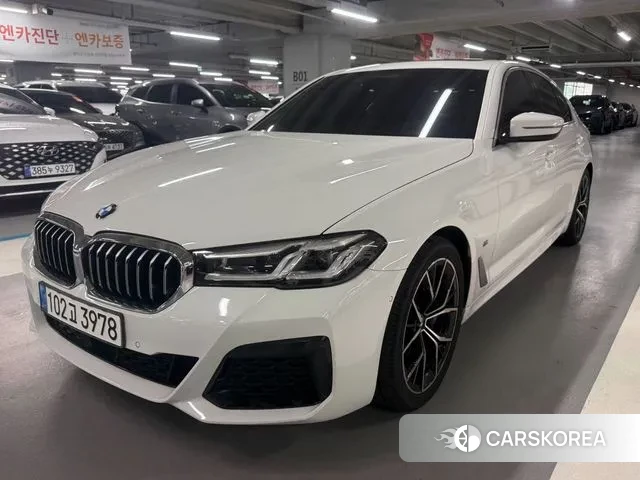 BMW 5 Series (G30) 2022 Белый из Кореи