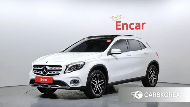 Mercedes-Benz GLA-Class X156 2019 Белый из Кореи