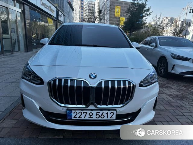 BMW 2 Series Active Tourer (U06) 2023 Белый из Кореи