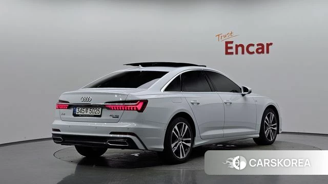 Audi A6 (C8) 2021 Белый из Кореи