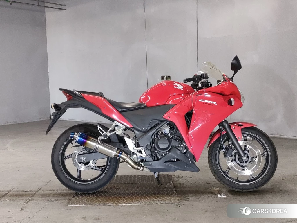 Проданный Honda CBR250R 2013 из Японии, фото 2