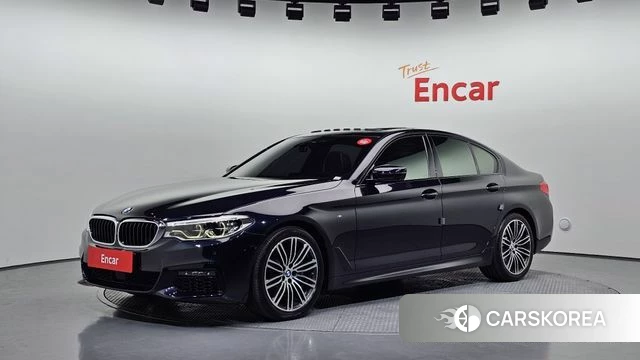 BMW 5 Series (G30) 2019 Черный из Кореи