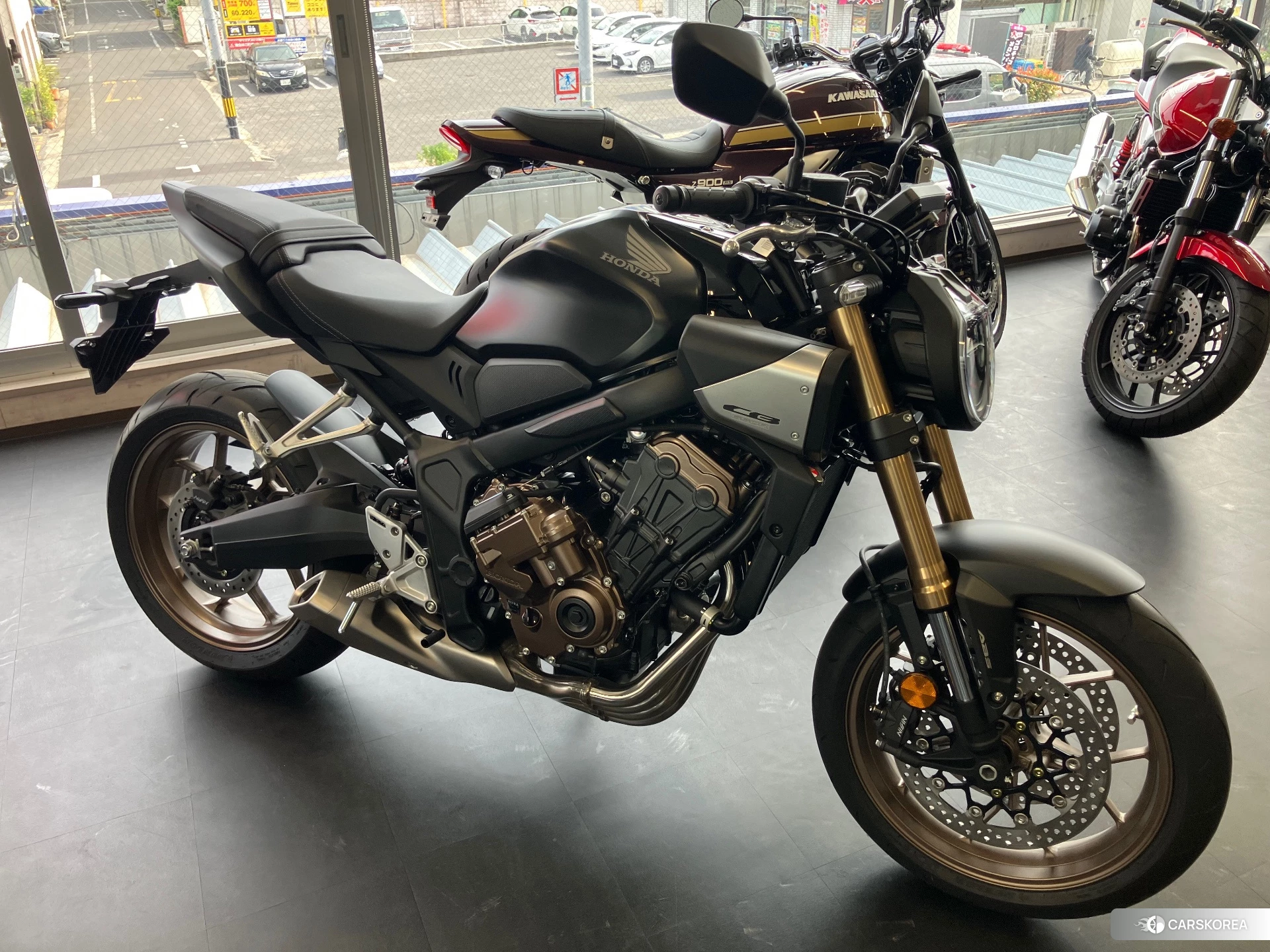 Honda CB650R E-CLUTCH id 4320445 из Японии