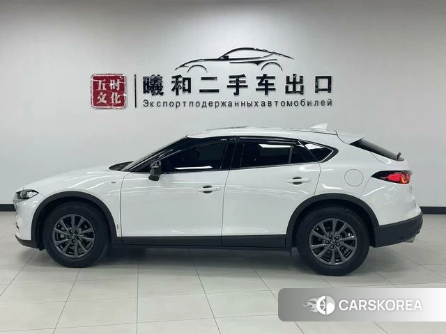 Mazda CX-4 2023 Белый из Китая