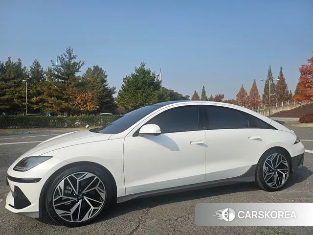 Hyundai Ionic 6 2023 Белый из Кореи