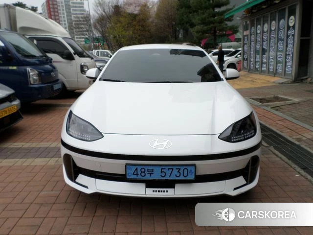 Hyundai Ionic 6 2023 Белый из Кореи