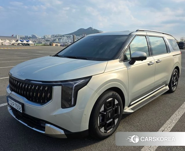 Kia The New Carnival 4th Generation 2025 Серебристо-серый из Кореи