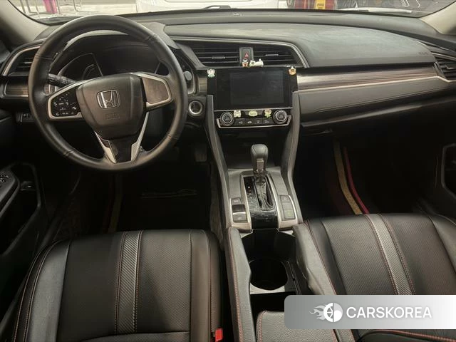 Honda Civic 2021 Белый из Китая