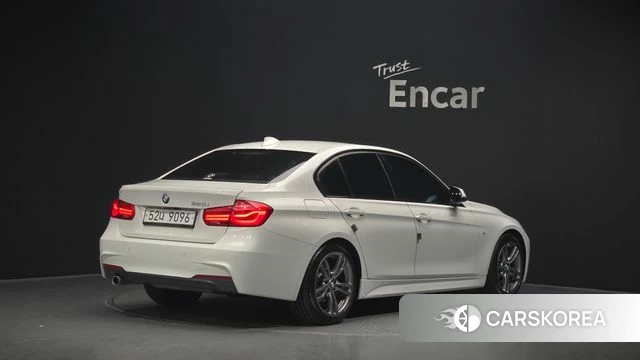 BMW 3 Series (F30) 2018 Белый из Кореи