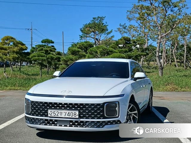 Hyundai Grandeur (GN7) 2023 Белый из Кореи
