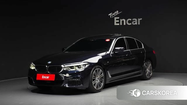 BMW 5 Series (G30) 2019 Черный из Кореи