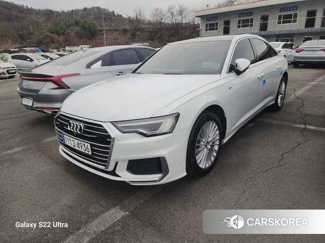 Audi A6 (C8) 2020 Белый из Кореи