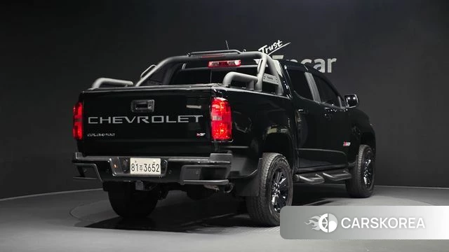 Chevrolet (GM Daewoo) Real New Colorado 2021 Черный из Кореи