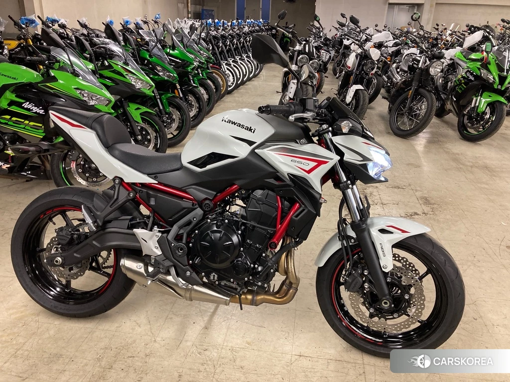 Проданный Kawasaki Z650 ABS 2022 из Японии