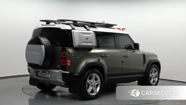 Land Rover Defender (L663) 2020 Зеленый из Кореи