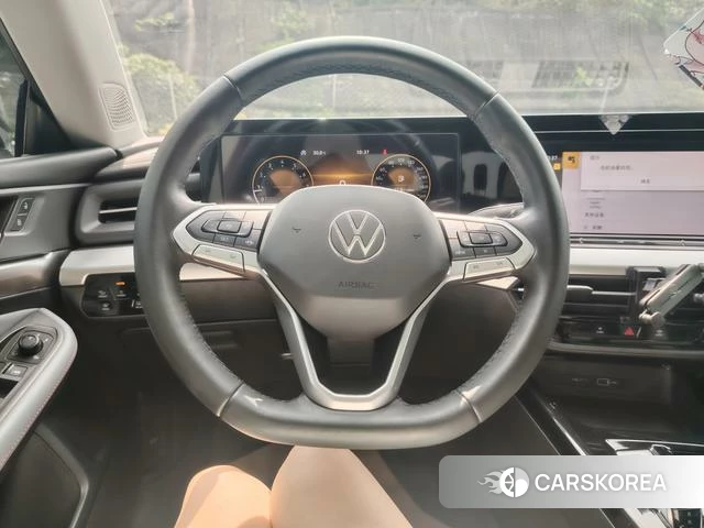 Volkswagen Lingdu 2023 Белый из Китая