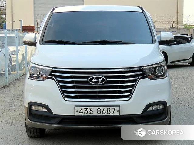Hyundai The New Grand Starex 2018 Белый из Кореи