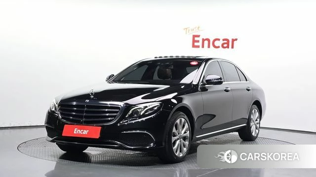 Mercedes-Benz E-Class W213 2018 Черный из Кореи