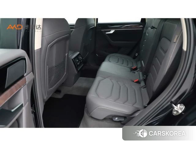 Volkswagen Touareg 2021 Черный из Китая