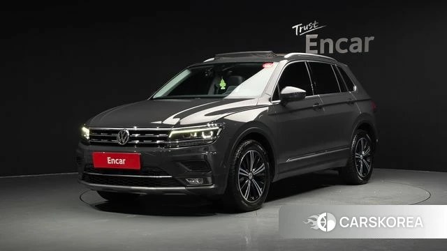 Volkswagen Tiguan second Generation 2020 Серый из Кореи
