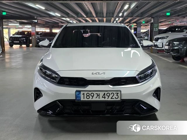 Kia The New K3 2nd generation 2023 Белый из Кореи