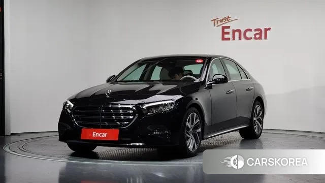 Mercedes-Benz E-Class W214 2025 Черный из Кореи