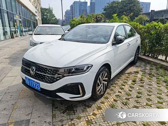 Volkswagen Lavida 2024 Белый из Китая