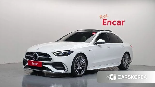 Mercedes-Benz C-Class W206 2023 Белый из Кореи