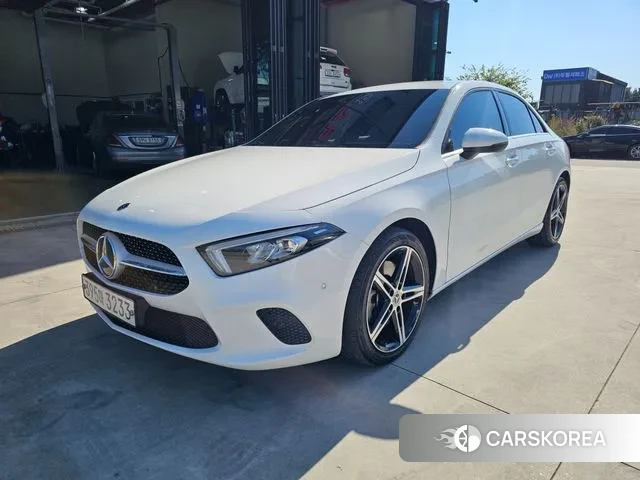 Mercedes-Benz A-Class W177 2020 Белый из Кореи