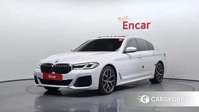 BMW 5 Series (G30) 2023 Белый из Кореи