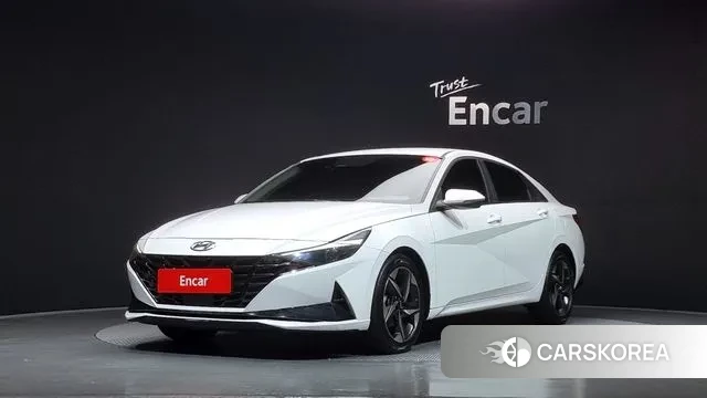 Hyundai Avante (CN7) 2023 Белый из Кореи