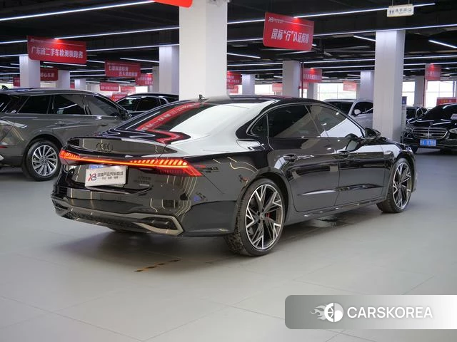 Audi A7L 2024 Черный из Китая